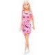 Papusa Barbie clasica blonda cu rochita roz Papusa Barbie clasica blonda cu rochita roz