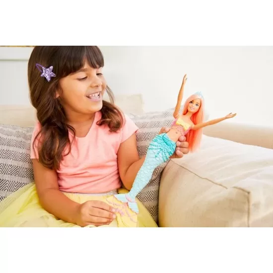 Papusa Barbie Dreamtopia Sirena cu parul roz Papusa Barbie Dreamtopia Sirena cu parul roz