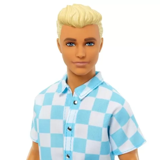 Papusa Barbie Ken - O zi la plaja Papusa Barbie Ken - O zi la plaja