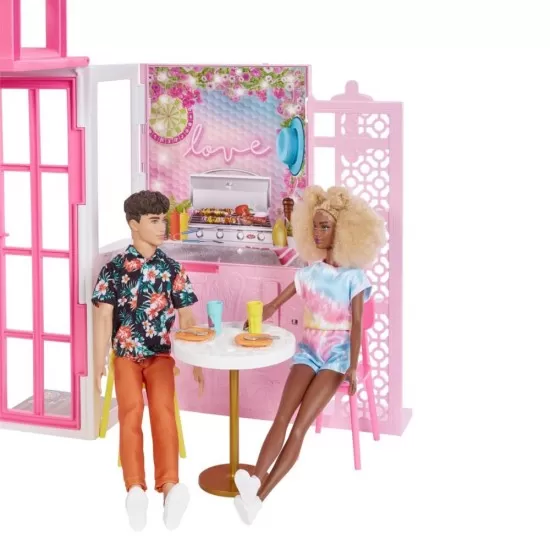 Casuta de papusi Barbie cu 4 camere Casuta de papusi Barbie cu 4 camere