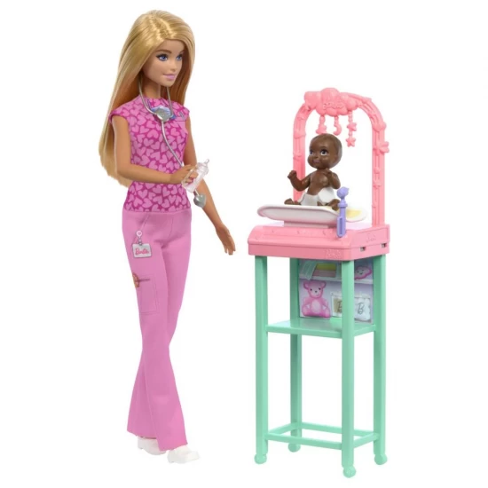 Set de joaca papusa blonda Barbie Cariere - Pediatru Set de joaca papusa blonda Barbie Cariere - Pediatru