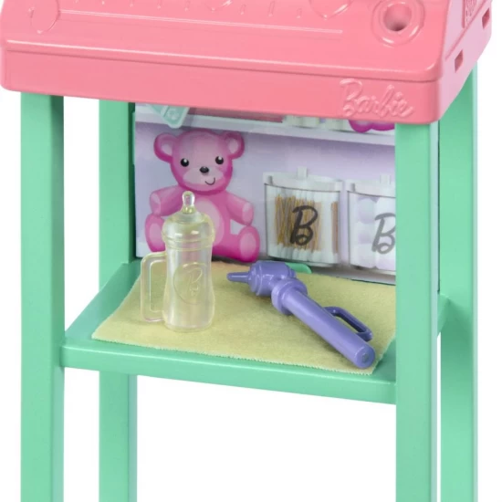 Set de joaca papusa blonda Barbie Cariere - Pediatru Set de joaca papusa blonda Barbie Cariere - Pediatru