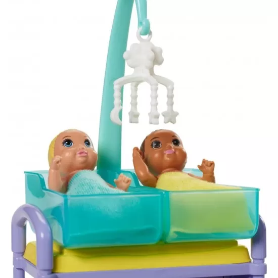 Papusa Barbie You Can Be Anything - Doctor pediatru