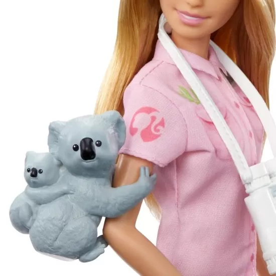 Papusa Barbie You Can Be Anything - Zoologist Papusa Barbie You Can Be Anything - Zoologist