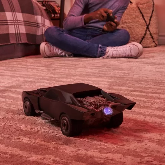 Masina Turbo a lui Batman RC scara 1:15 Masina Turbo a lui Batman RC scara 1:15