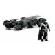 Masinuta de metal Justice League Batmobile cu figurina Batman Masinuta de metal Justice League Batmobile cu figurina Batman