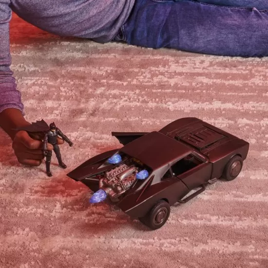Batmobil cu figurina Batman Movie Batmobil cu figurina Batman Movie