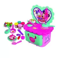 Bucataria de plastilina a lui Minnie Mouse