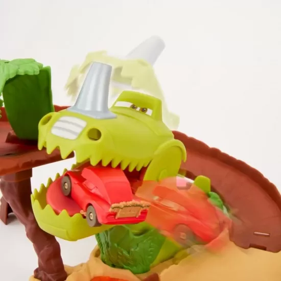 Set de joaca Cars Dino cu masinuta Cave Fulger McQueen Set de joaca Cars Dino cu masinuta Cave Fulger McQueen