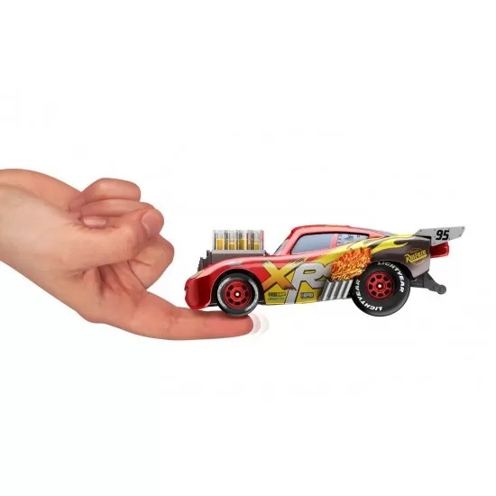 Masinuta metalica de curse Cars XRS personajul Fulger McQueen Masinuta metalica de curse Cars XRS personajul Fulger McQueen