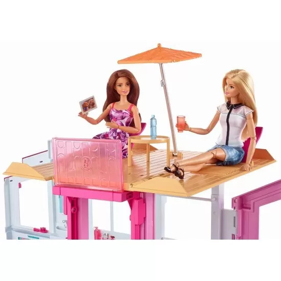 Casa Barbie cu 3 etaje Casa Barbie cu 3 etaje