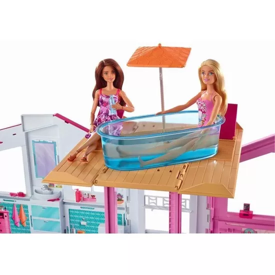 Casa Barbie cu 3 etaje Casa Barbie cu 3 etaje