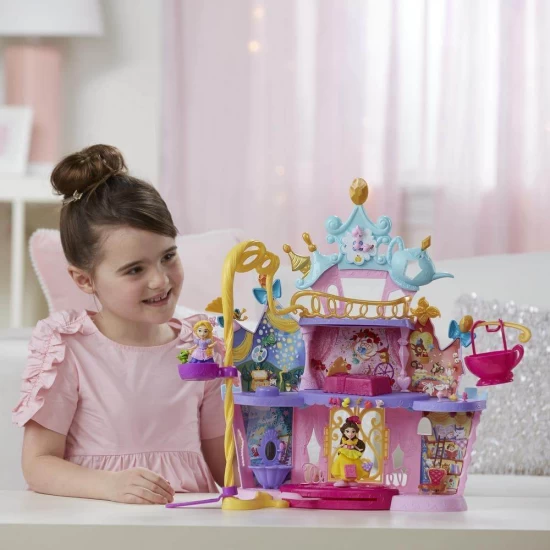 Castelul muzical al printeselor Belle si Rapunzel