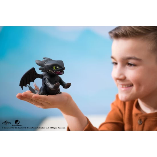 Dragon interactiv cu sunete Toothless How To Train Your Dragon Dragon interactiv cu sunete Toothless How To Train Your Dragon