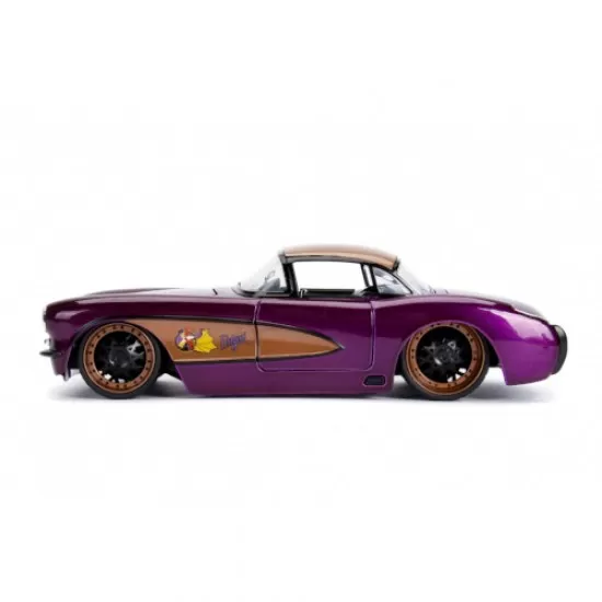 Masinuta metalica DC Comics Bombshells 1957 Chevy Batgirl scara 1:24 Masinuta metalica DC Comics Bombshells 1957 Chevy Batgirl scara 1:24