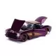 Masinuta metalica DC Comics Bombshells 1957 Chevy Batgirl scara 1:24 Masinuta metalica DC Comics Bombshells 1957 Chevy Batgirl scara 1:24