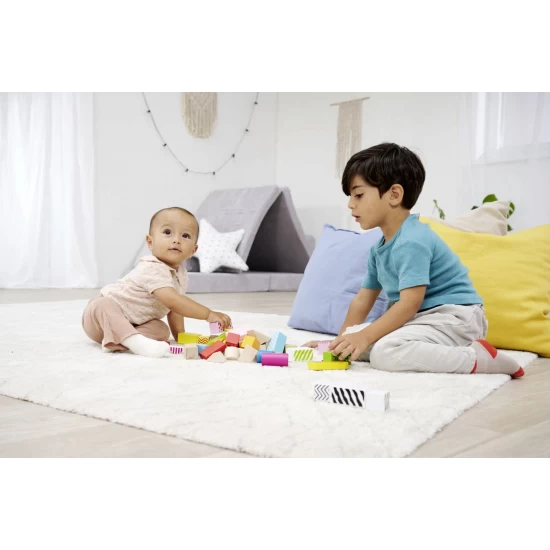 Set cuburi de constructie colorate din lemn Eichorn 50 piese