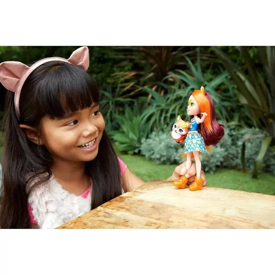 Papusa Enchantimals cu animalut Felicity Fox & Flick Papusa Enchantimals cu animalut Felicity Fox & Flick
