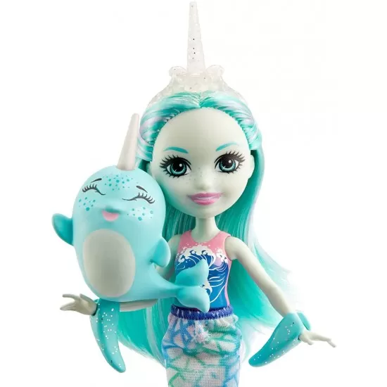 Papusa Enchantimals Mattel Naddie Narwhal cu animalut Sword Papusa Enchantimals Mattel Naddie Narwhal cu animalut Sword