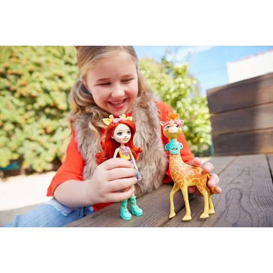 Set papusa cu animalut girafa Gillian Enchantimals Set papusa cu animalut girafa Gillian Enchantimals