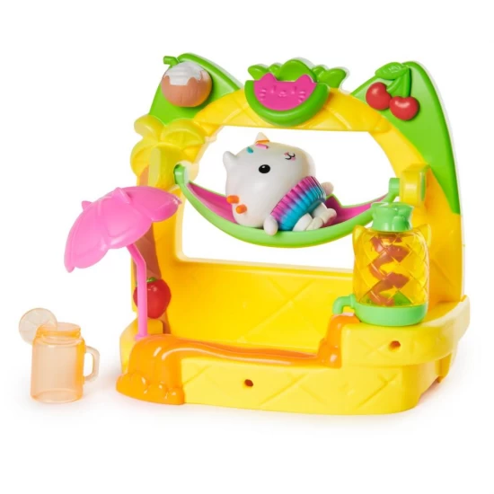 Set de joaca Gabbys Dollhouse - Balconul pentru petrecerea cu smoothie a lui Cakey Set de joaca Gabbys Dollhouse - Balconul pentru petrecerea cu smoothie a lui Cakey