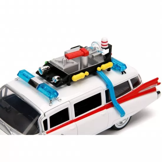 Masinuta metalica Ghostbuster Ecto1 scara 1:24 Masinuta metalica Ghostbuster Ecto1 scara 1:24