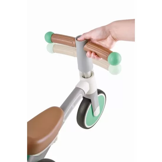 Bicicleta de echilibru verde cu 3 roti Hape Bicicleta de echilibru verde cu 3 roti Hape