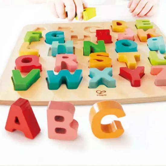 Puzzle alfabet din lemn 27 piese Chunky Hape Puzzle alfabet din lemn 27 piese Chunky Hape
