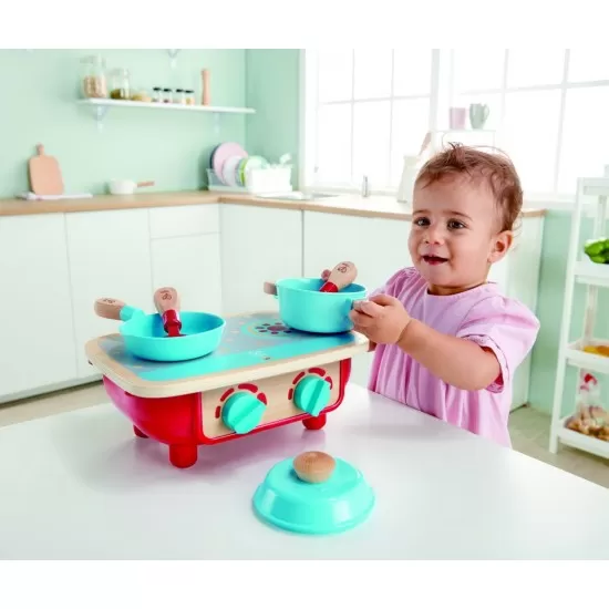 Set de joaca plita din lemn cu accesorii bucatarie Hape Set de joaca plita din lemn cu accesorii bucatarie Hape