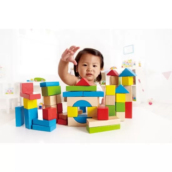 Set 50 cuburi de construit din lemn multicolor Hape