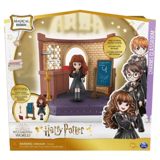 Set lumea vrajilor Harry Potter- Sala de clasa Set lumea vrajilor Harry Potter- Sala de clasa