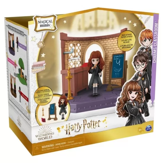Set lumea vrajilor Harry Potter- Sala de clasa Set lumea vrajilor Harry Potter- Sala de clasa