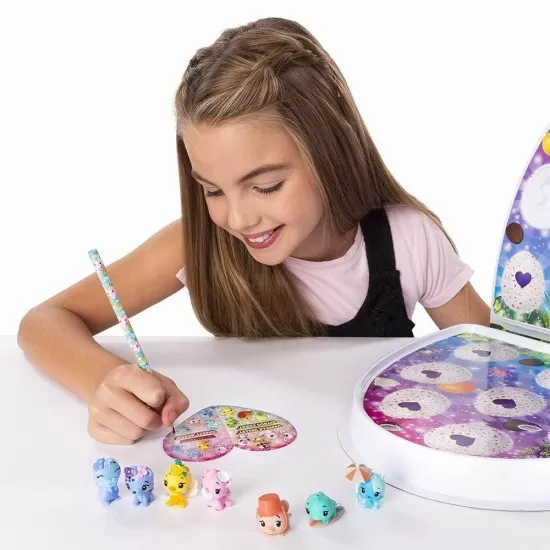Cutia surpriza Hatchimals cu 6 figurine Cutia surpriza Hatchimals cu 6 figurine