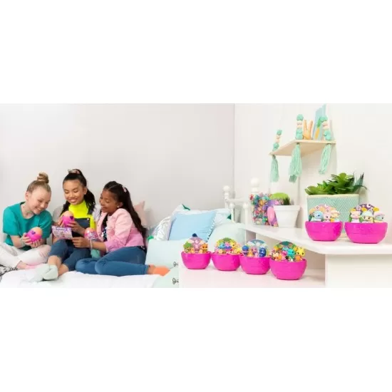 Set figurine Hatchimals cu compartimente secrete Set figurine Hatchimals cu compartimente secrete