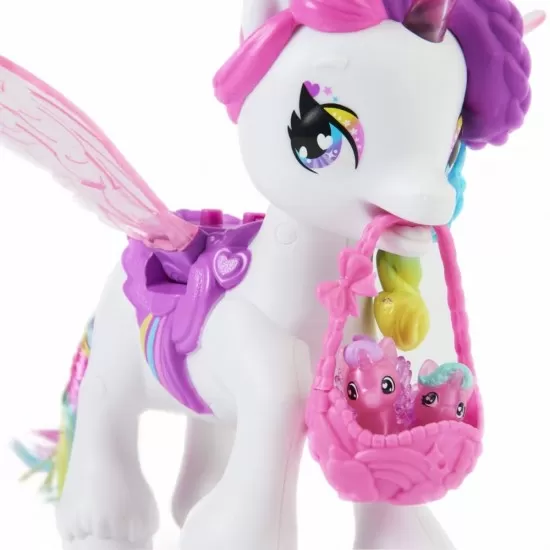 Unicorn cu aripi magice Hatchimals Unicorn cu aripi magice Hatchimals