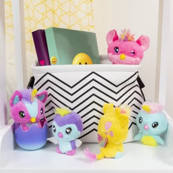 Figurina plus Hatchtopia Life surpriza in ou Figurina plus Hatchtopia Life surpriza in ou