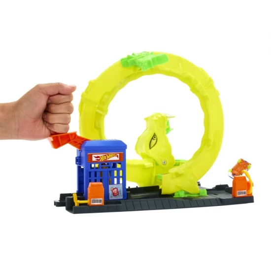 Set de joaca Hot Wheels City - Pista Atacul Spiral al Sarpelui 