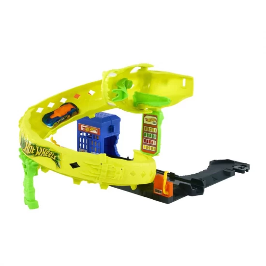 Set de joaca Hot Wheels City - Pista Atacul Spiral al Sarpelui 