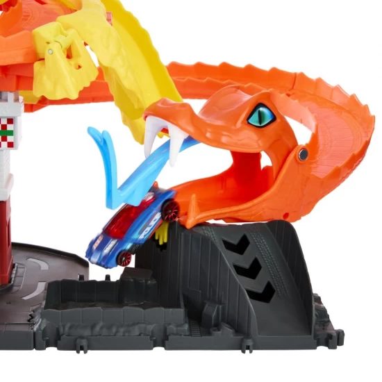 Set de joaca Hot Wheels City Pizzeria - Atacul cobrei Set de joaca Hot Wheels City Pizzeria - Atacul cobrei