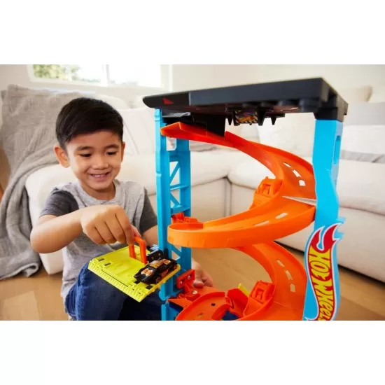 Set de joaca Hot Wheels City - Turnul de curse Set de joaca Hot Wheels City - Turnul de curse