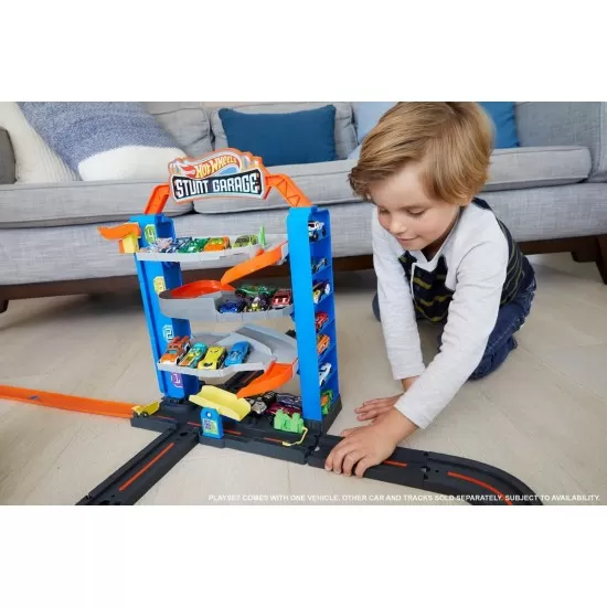 Garajul cu cascadorii Hot Wheels Garajul cu cascadorii Hot Wheels