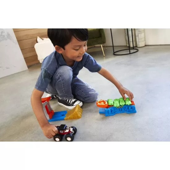 Lansator si masina Monster Truck Hot Wheels Lansator si masina Monster Truck Hot Wheels