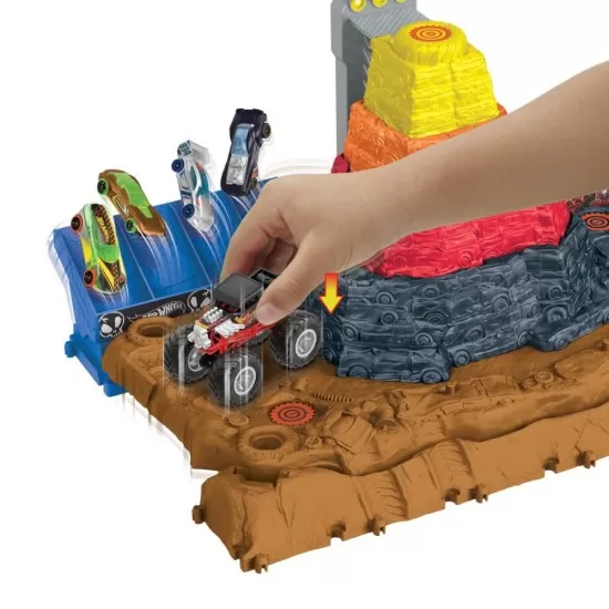 Arena Hot Wheels Monster Trucks Smashers Bone Shaker Ultimate Crush Arena Hot Wheels Monster Trucks Smashers Bone Shaker Ultimate Crush