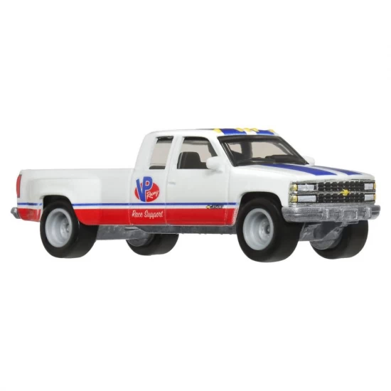 Transportator Hot Wheels Chevy Silverado 3500 88 cu masinuta Chevy Nova 63 scara 1:64