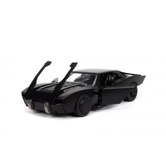 Masinuta din metal Batmobile scara 1:24