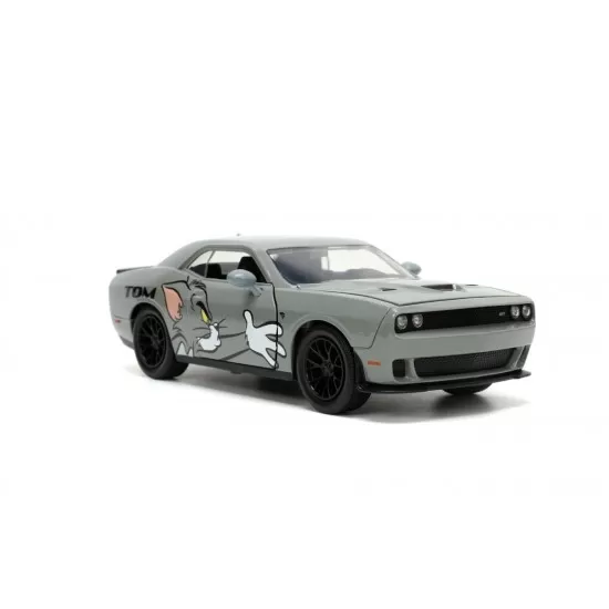 Masina metalica Dodge Challenger Hellcat scara 1:24 cu figurina Jerry Masina metalica Dodge Challenger Hellcat scara 1:24 cu figurina Jerry