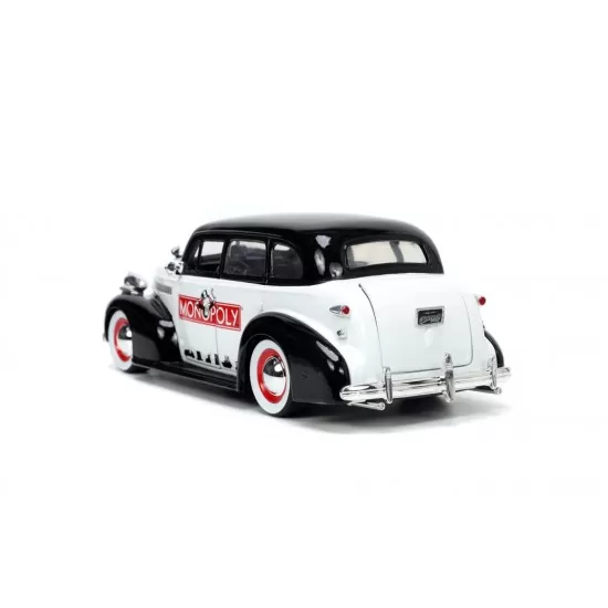 Set masinuta metalica Chevrolet Master Deluxe 1939 scara 1:24 cu figurina Mr. Monopoly Set masinuta metalica Chevrolet Master Deluxe 1939 scara 1:24 cu figurina Mr. Monopoly