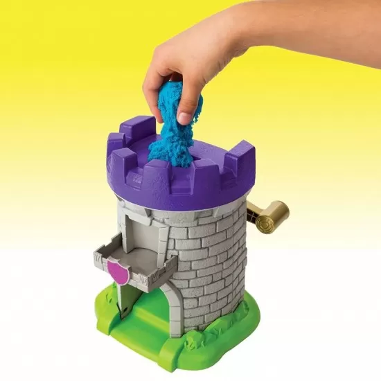 Set creativ Kinetic Sand Castelul cu Nisip si Forme Set creativ Kinetic Sand Castelul cu Nisip si Forme