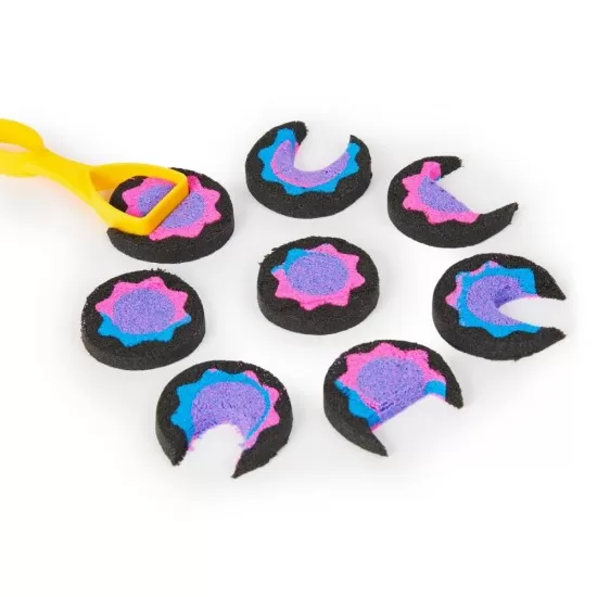 Set cu surprize Kinetic Sand Set cu surprize Kinetic Sand