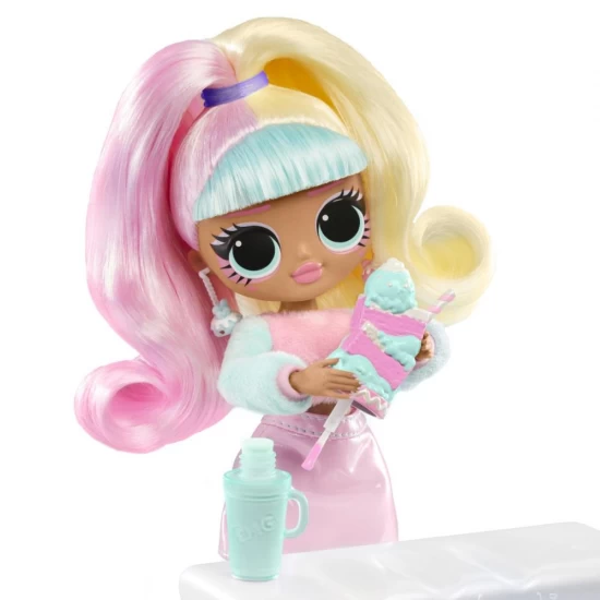 Set papusa cu accesorii L.O.L. Surprise! OMG Sweet Nails Candylicious Sprinkles Shop Set papusa cu accesorii L.O.L. Surprise! OMG Sweet Nails Candylicious Sprinkles Shop